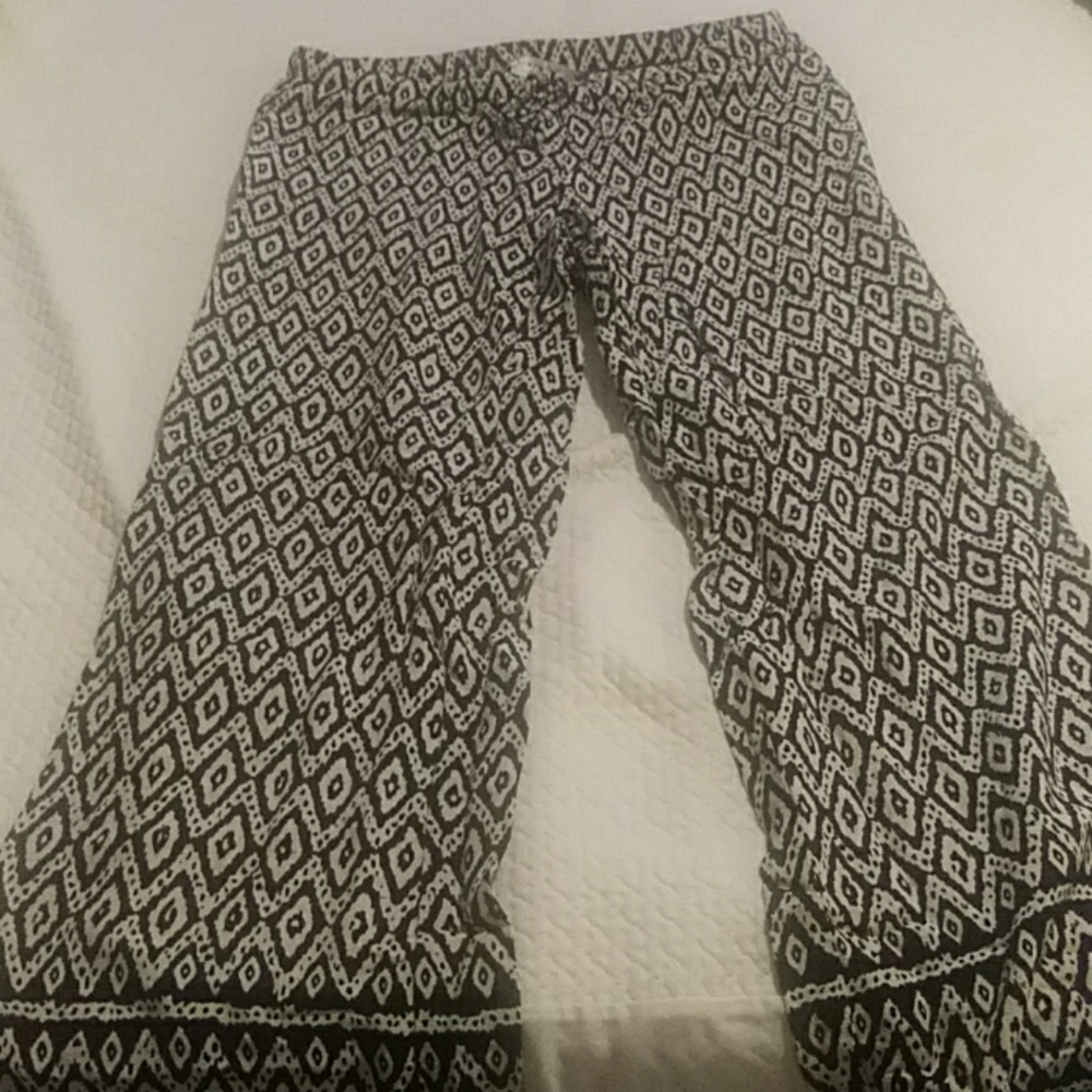 Wide leg pants